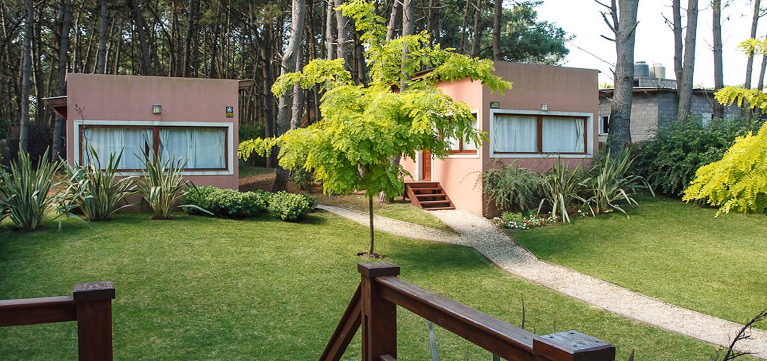 Cabañas en Mar Azul / Casas Abril